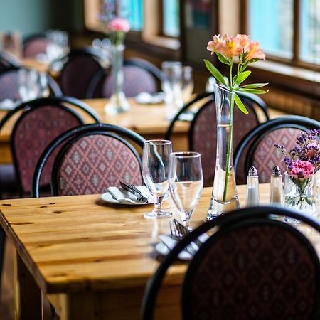 Byrnes Wine Dine Stay Ennistimon Ngoại thất bức ảnh