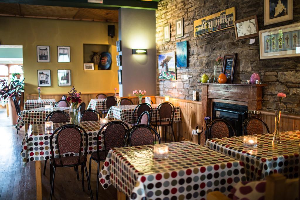 Byrnes Wine Dine Stay Ennistimon Ngoại thất bức ảnh