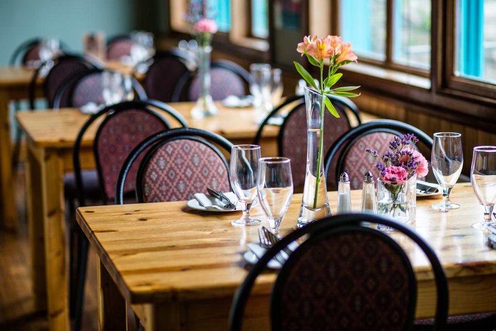 Byrnes Wine Dine Stay Ennistimon Ngoại thất bức ảnh